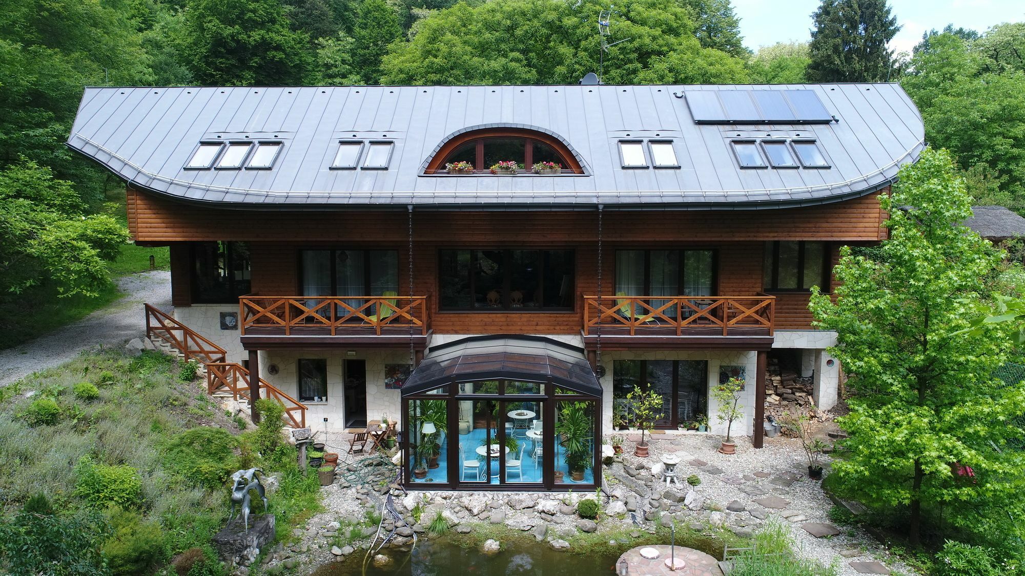 Guest house Ekosamotnia 4*