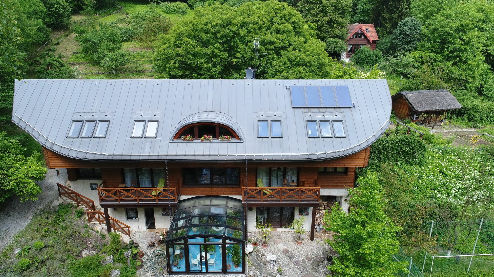 Guest house Ekosamotnia 4*